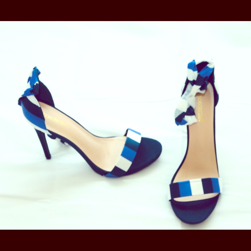 Blue Open toe Heels